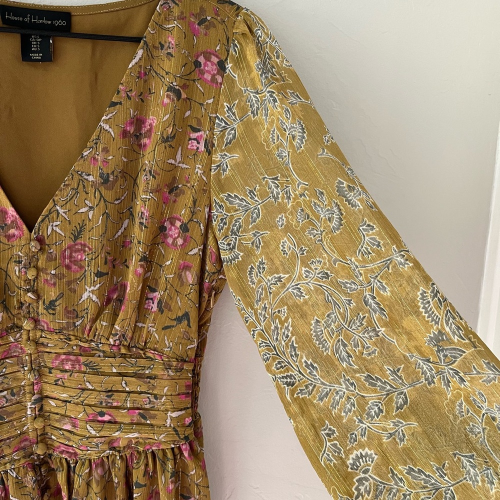 ✨NEW HOUSE OF HARLOW 1960 REVOLVE FLORAL METALLIC DRESS S - Picture 2 of 3